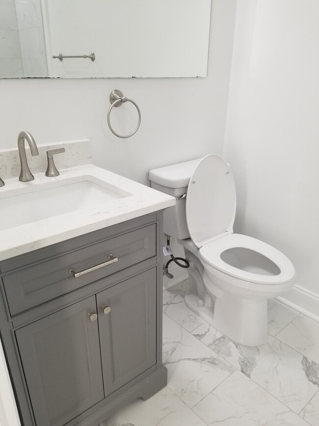 Photo - 1130 S Charles St Unidad 1130