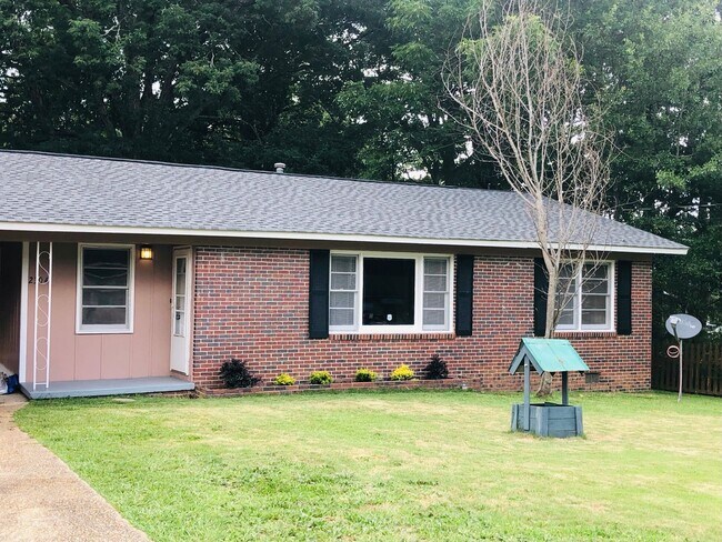 Photo - Spacious 3 Bedroom, 1 Bath Home in Opelika
