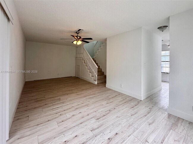 Photo - 2580 Coral Springs Dr