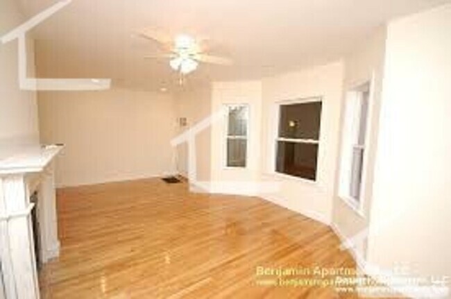 Building Photo - 172 Fuller St Rental