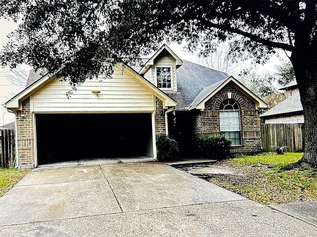 Building Photo - 16603 N Meadow Dr