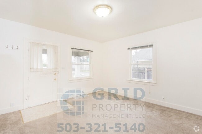 Building Photo - Craftsman Bungalow Available in Kenton Nei... Rental
