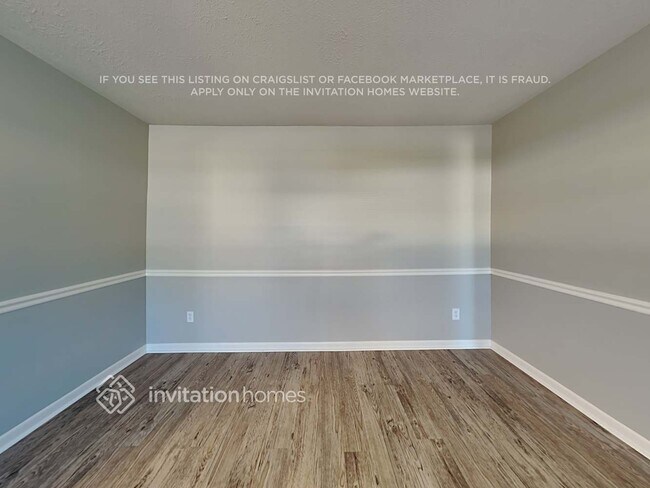 Photo - 611 Rosemarie Ave