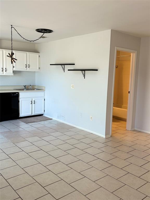 Photo - 1919 American Dr Unidad A123