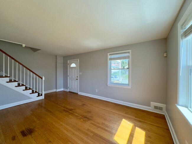 Photo - Charming 3Bed/1Bath in Hamilton Hills, MD