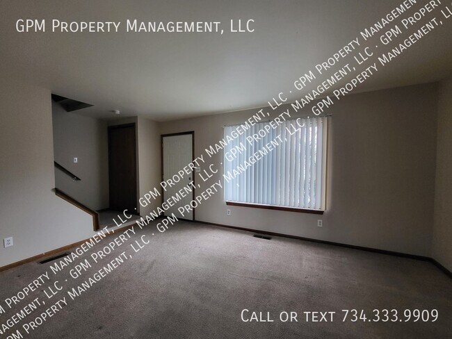 Photo - 1382 Champaign Rd Unidad Champaign 1382