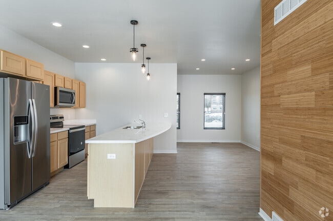 2BR, 2BA - 1,395SF