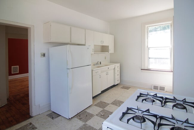 Photo - 426 Biddle Ave Unit 2