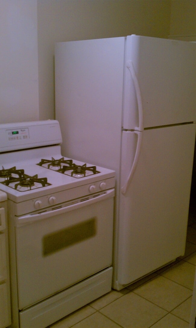 Photo - 499 Wyandotte Ave Unidad 501