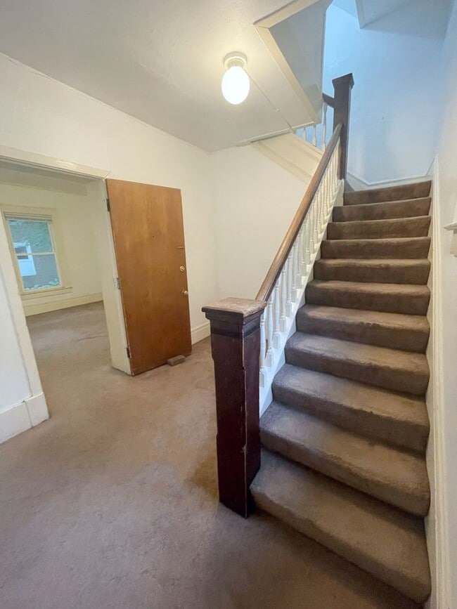 Photo - 1220 Prospect St