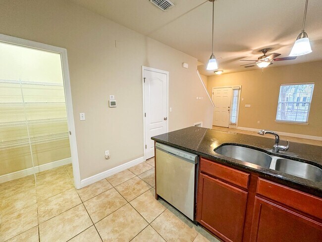 Photo - 2942 SW 35th Pl