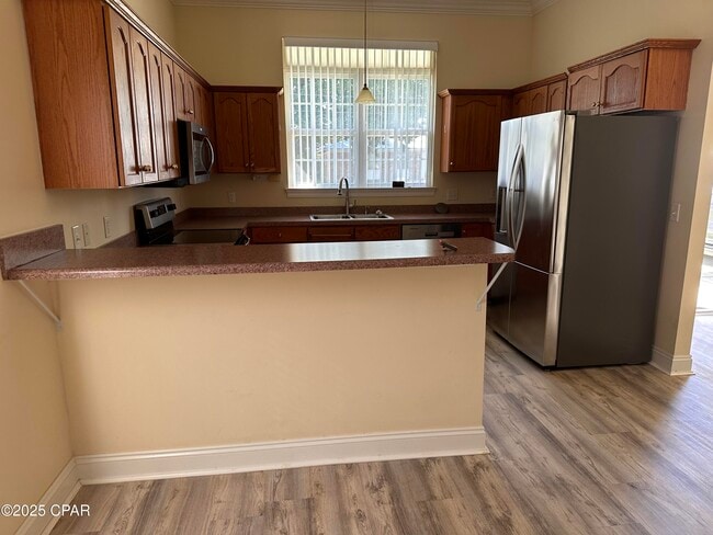 Photo - 205 Wisteria St