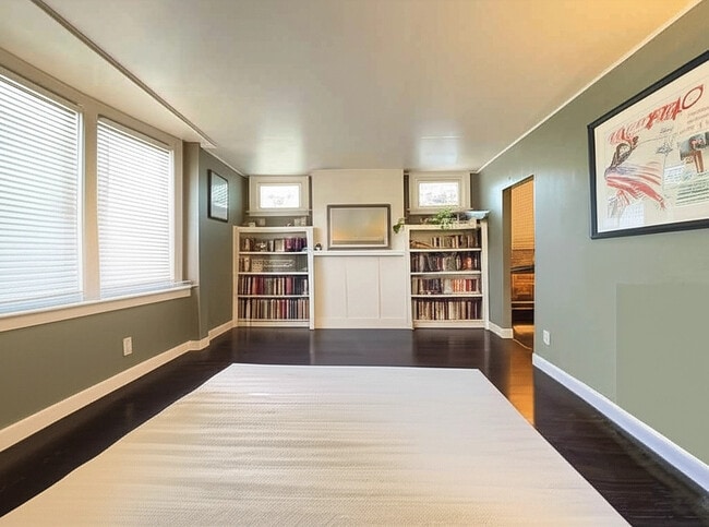 Photo - 5718 Ellsworth Ave Unit Apt 2