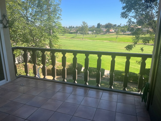 Building Photo - 12102 Rancho Bernardo Rd Rental
