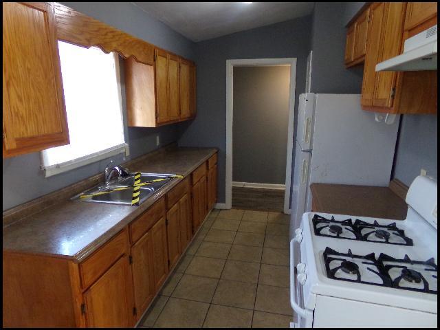 Photo - 1215 W 37th St