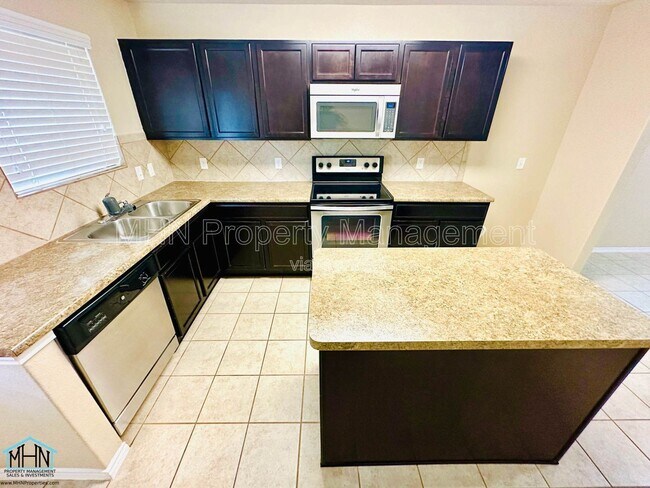 Photo - 10930 Rustic Spoke