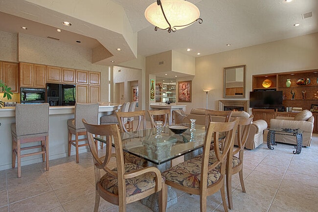 379 Tomahawk Dr