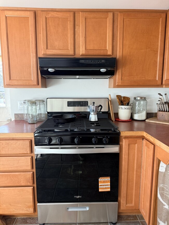 Photo - 640 E 10th Ave
