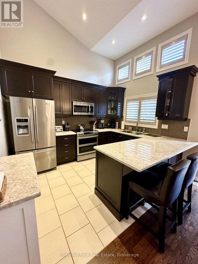 Photo - 8 Robbie Way