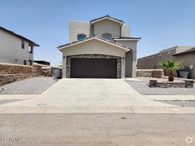 Building Photo - 7857 Enchanted Hls Dr Rental