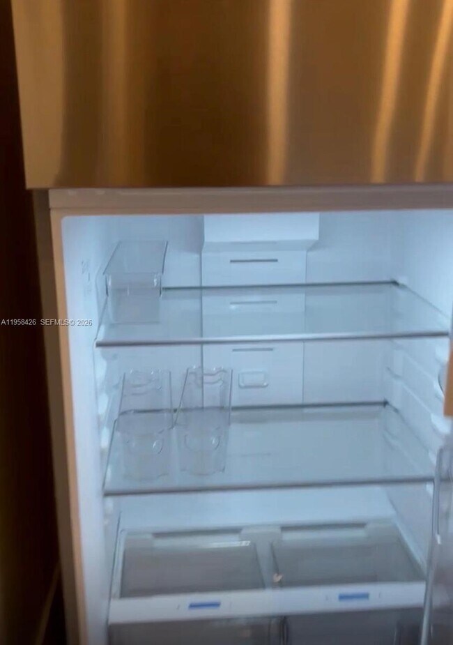 Photo - 3356 Bird Ave Unidad 5