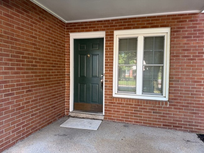 Photo - 106 Meridian Ct