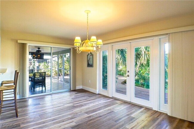 Photo - 2221 Cape Way