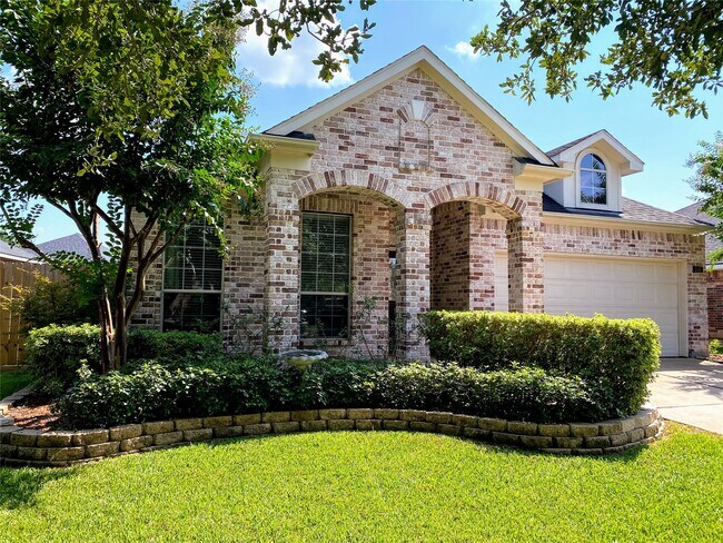 Building Photo - 314 River Briar Ln