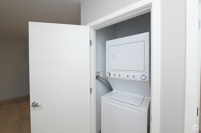 Photo - 75 N MAIN LLC