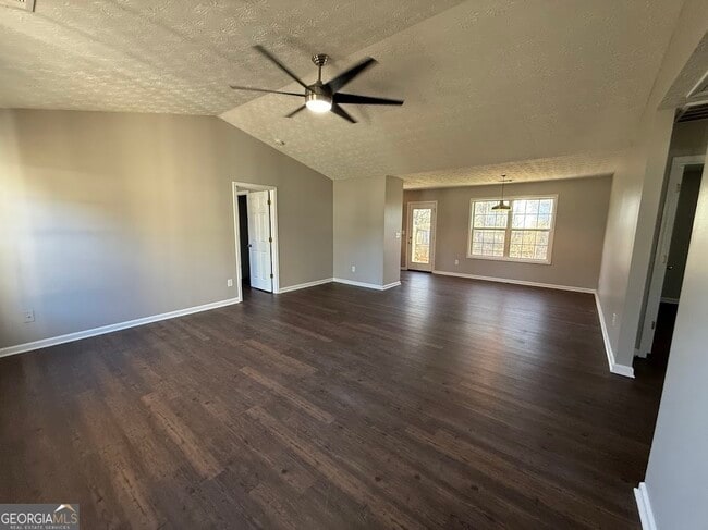 Photo - 419 Shenandoah Ct