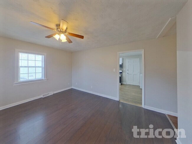 4300 Oak Forest Dr