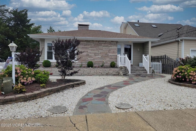Building Photo - 33 Morton Dr Rental