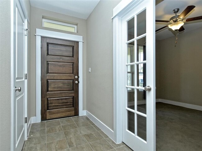 Photo - 721 Clear Stream Crossing