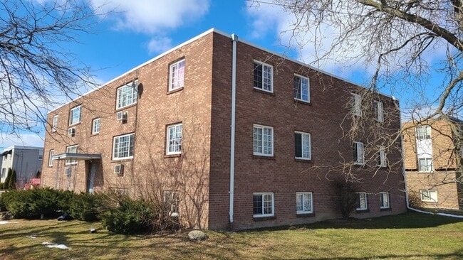 Photo - 6450 John Ave Unidad #8