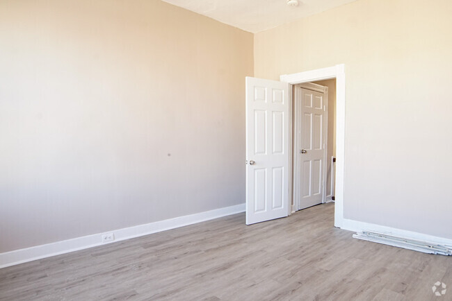 Building Photo - 2705 Orleans St Rental