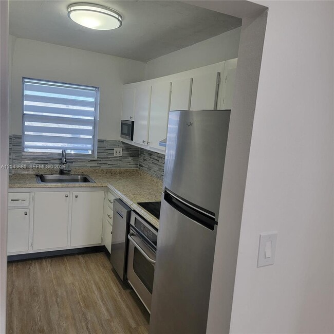 Photo - 1700 Cleveland St Unidad 203