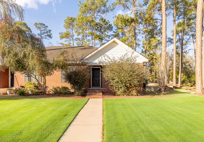 Building Photo - 101 Lindsay Ct Unit B