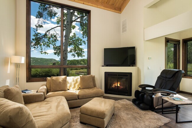 Photo - 2835 Brush Creek Rd