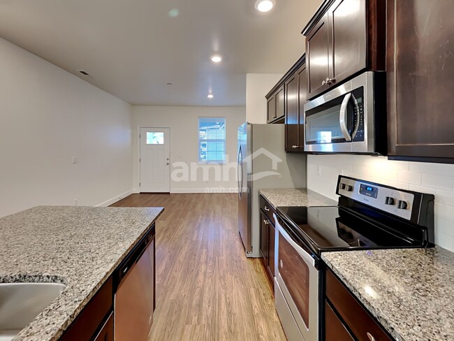 Photo - 13938 106th Ave E