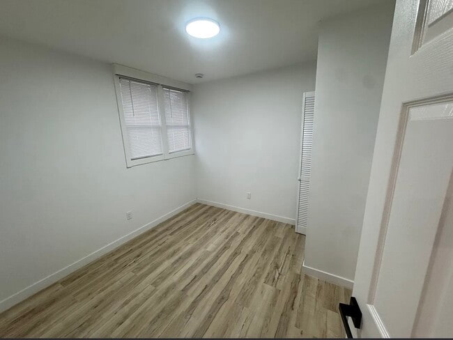 5759 NE Sumner St Unidad 1