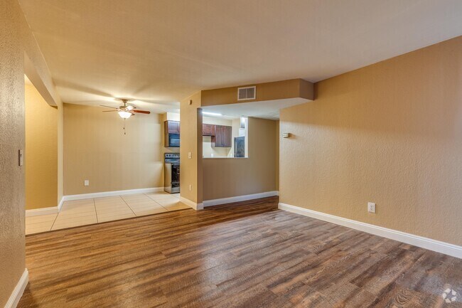 2 BR, 2 BA (Winthrop) - 960 SF - Sky Court Harbors at The Lakes Apartments