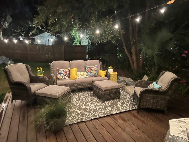 Terraza trasera - 1117 E 48th St Unidad Lower