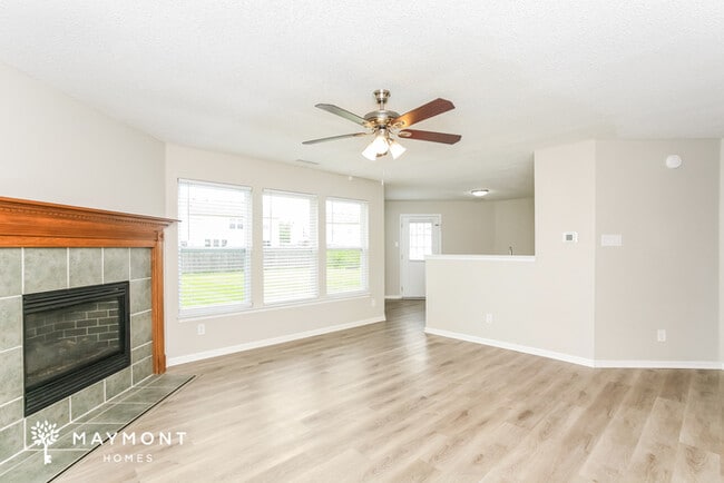 Photo - 6887 W Burlington Dr