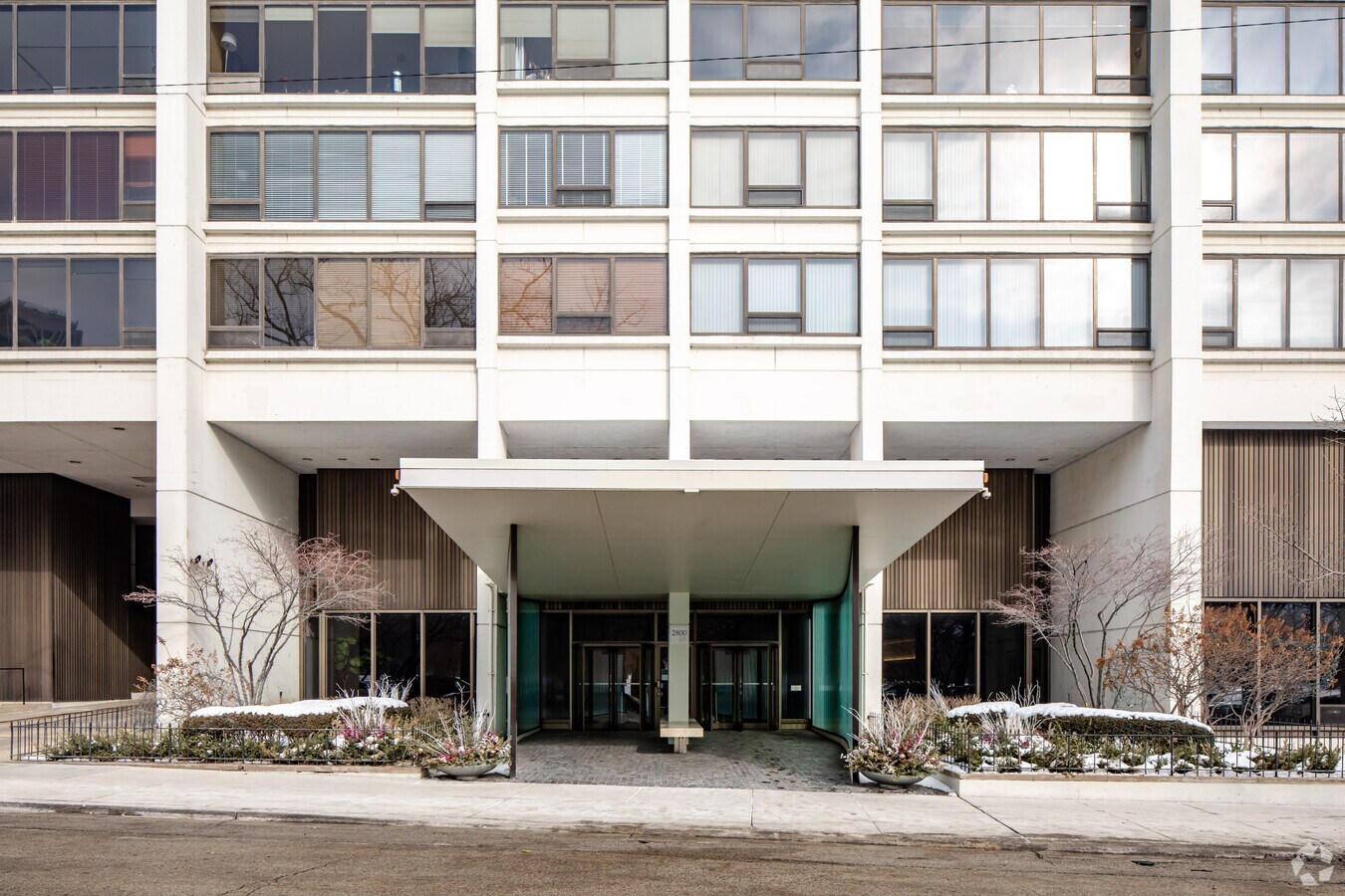 Entrance - 2800 N Lake Shore Dr