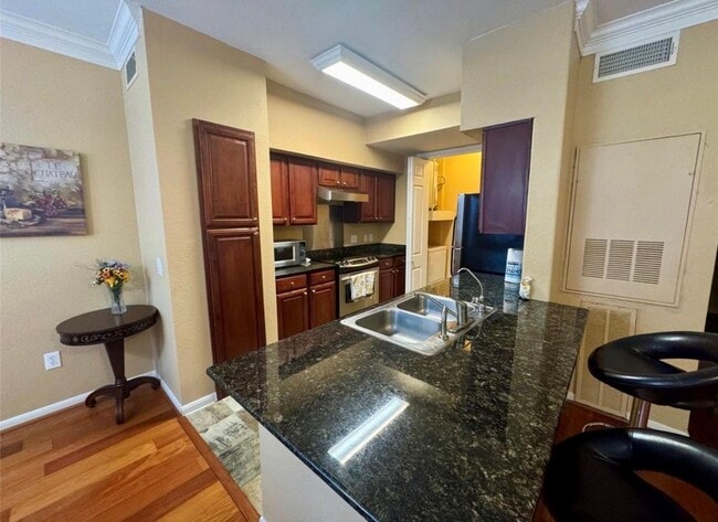 Photo - 7575 Kirby Dr Unidad 1113