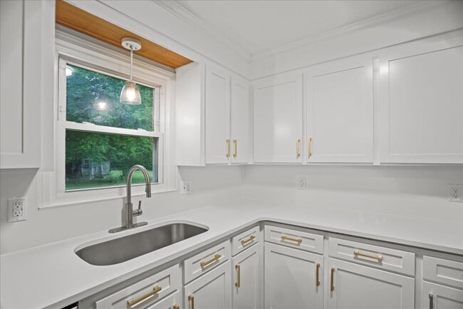 Photo - 2321 Queen Ann Rd