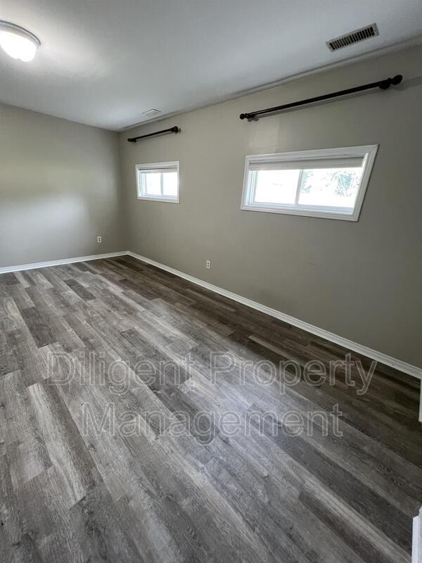Photo - 64 Lynch St