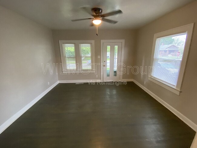 Photo - 775 Dequincy St