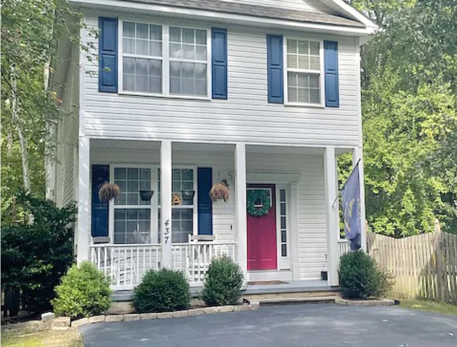 Photo - 437 Plainview Ave