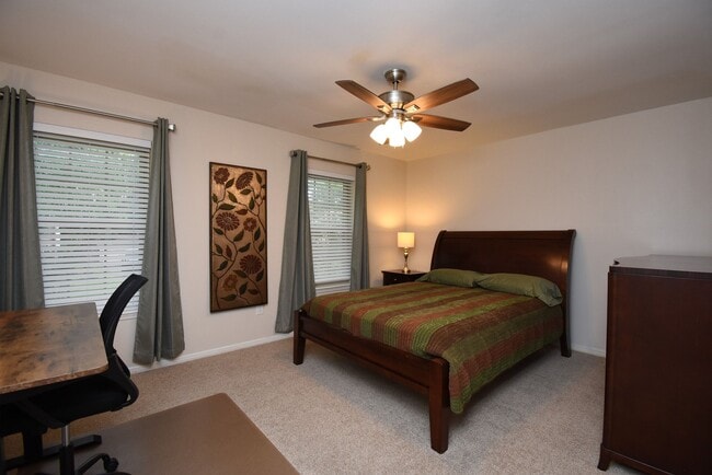 Building Photo - 7907 Aleta Dr